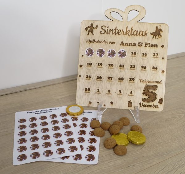 Sinterklaas aftelkalender met naam en aftel stickers